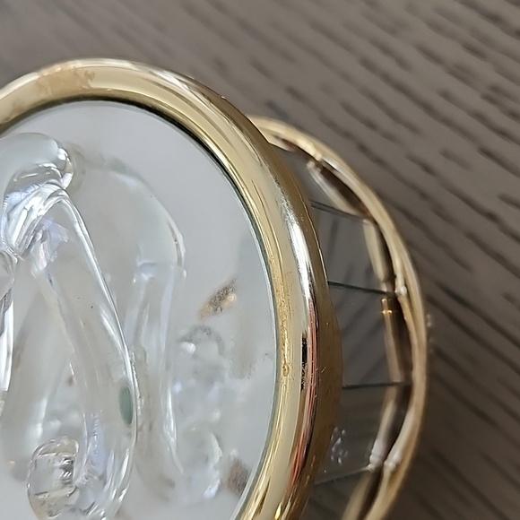 Blown Glass 2 Dolphins Rotating Music Box,Pre-owned. - Picture 7 of 8